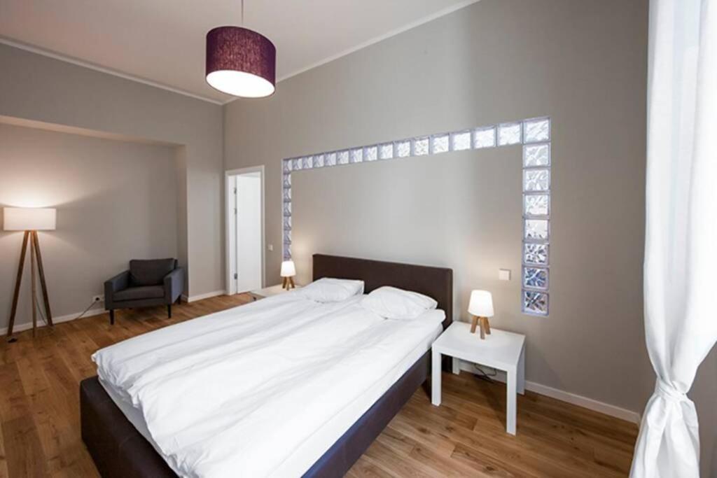 Modern & Spacious 80M2 Apartment In Riga Old Town المظهر الخارجي الصورة